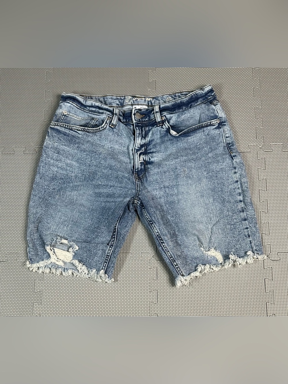 Original Use Men Dirt Road Blue Distressed Raw Hem Denim Shorts Slim Fit Size 36